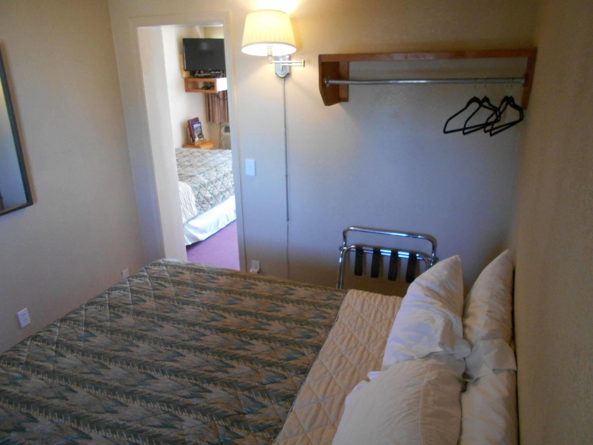 Super Saver Inn Sheridan Εξωτερικό φωτογραφία